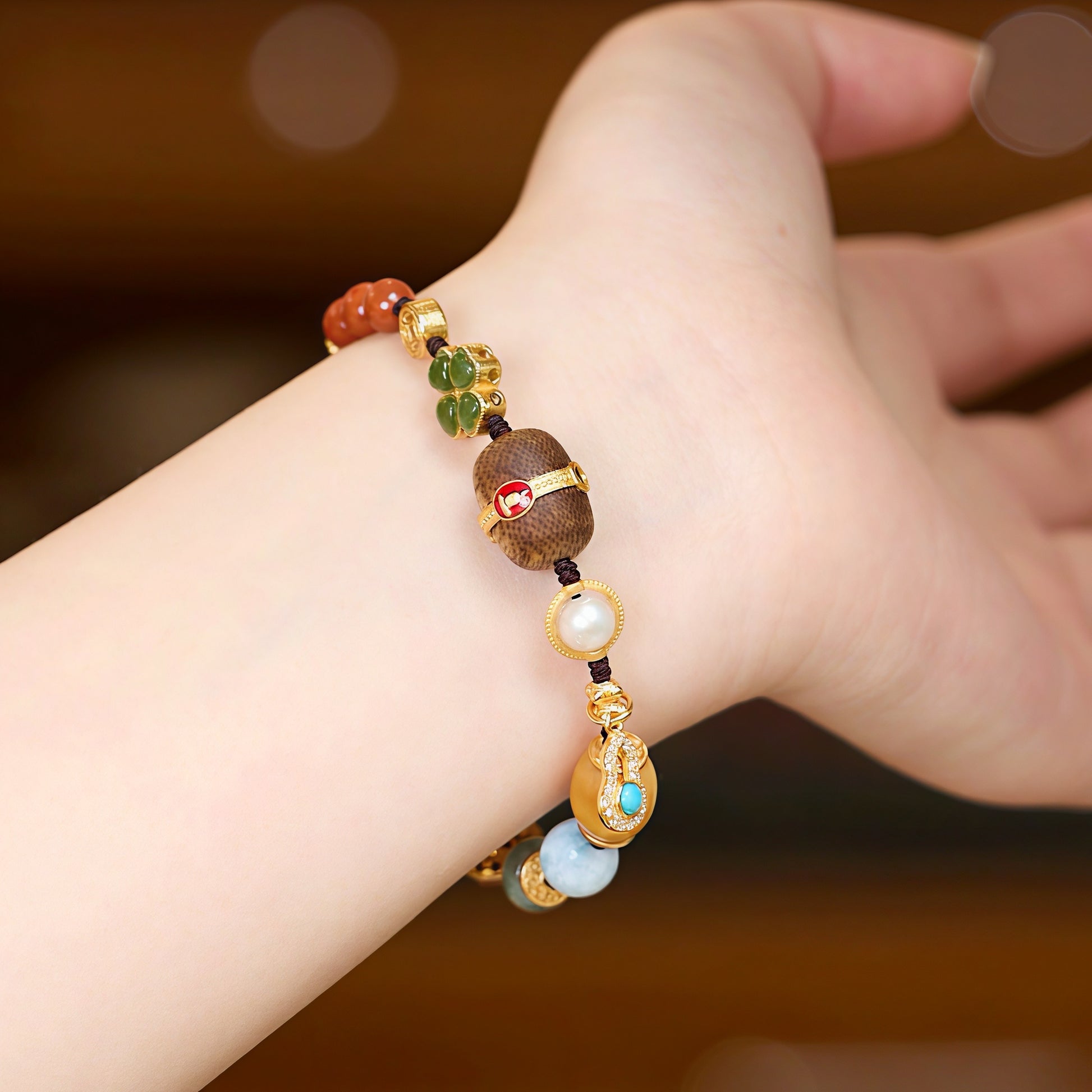 Natural Splendor | Pulsera Trenzada Multi-Tesoro en Plata 925 con Baño de Oro