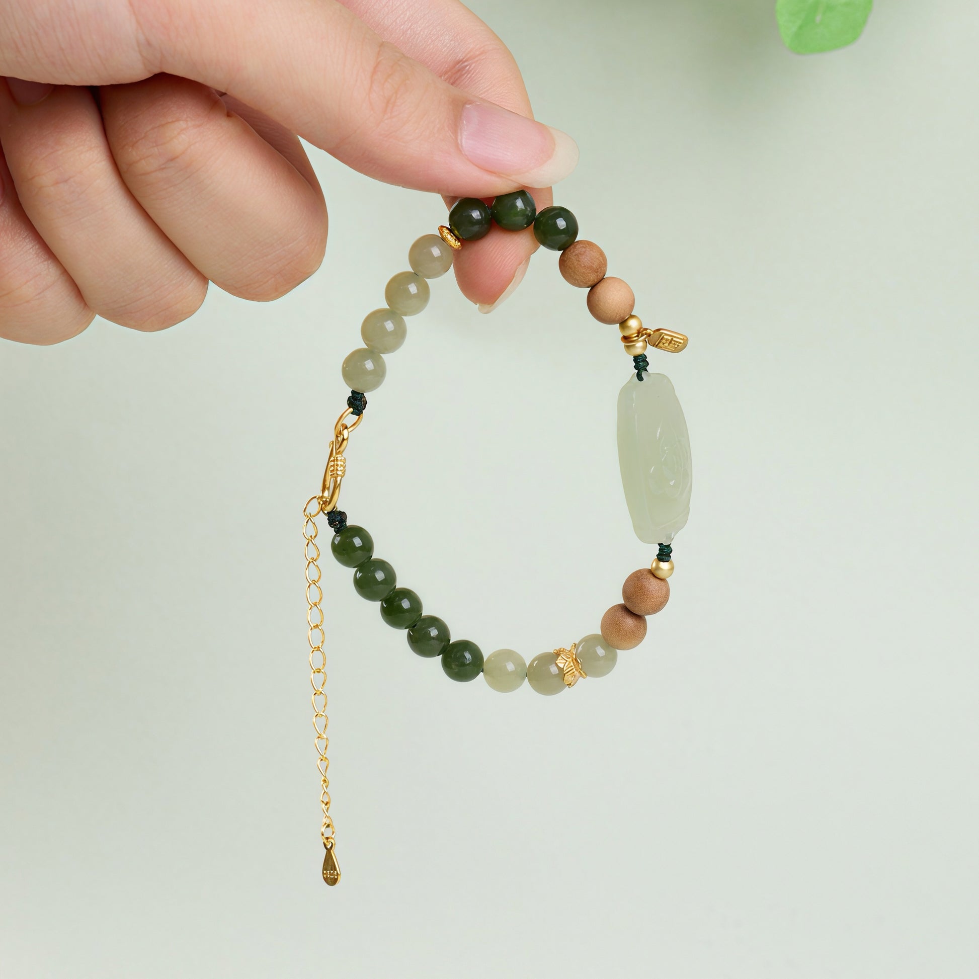 Natural Hetian Jade Lotus Plaque & Old Mountain Sandalwood Beaded Bracelet