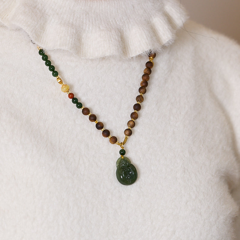 Serenidad y Alegría | Collar de Buda Maitreya en Ágata y Jade Hetian